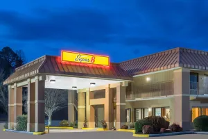 Image of Super 8 by Wyndham Knoxville North/Powell