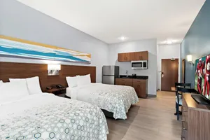 Image of HomeTowne Studios by Red Roof East Lansing - Okemos