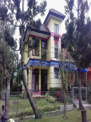 Image of Villa kota bunga at puncak bogor 3BR Free AC dan Karoke Super Lengkap