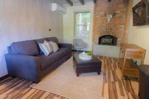 Image of Destination Oak Creek 2 apts