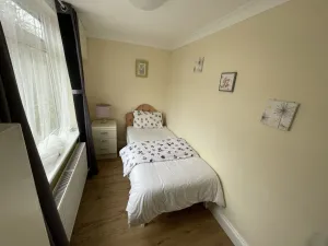 Image of Whole house cottage with parking and huge garden