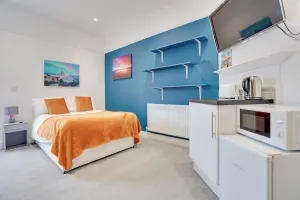 Image of Homesly Guest Rooms, Comfortable En-suite Guest Rooms with Free Parking and Self Check-in