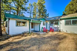 Image of Near Fool Hollow Lake and Trails Family Cabin