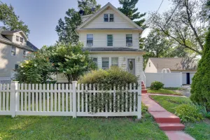 Image of 11 Mi to Manhattan Pet-Friendly Duplex with Yard!