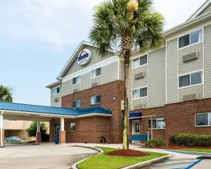 Image of Suburban Studios Avondale