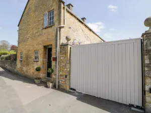 Image of Yarn Cottage