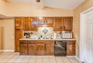 Image of Mins to Graceland & Airport- Whitehaven Hideaway