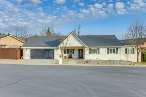Image of Walk Downtown: Remodeled Home in Murphys w/ Yard!