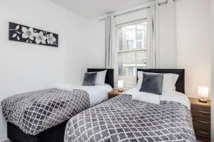 Image of Stunning 1-bed Apartment in London Lewisham