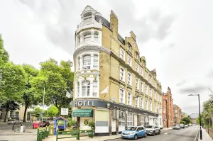 Image of City London Hotel