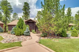 Image of Spacious Torreon Cabin with Deck and Gas Grill!