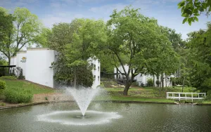 Image of Griffin Hotel, an official Colonial Williamsburg Hotel
