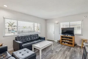 Image of Beautiful 2 Bed Beach Condo #201 2 Bedroom Condo by Sunset Shores Condominiums