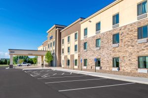 Image of Comfort Inn & Suites