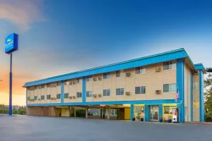 Image of Baymont by Wyndham Roseburg