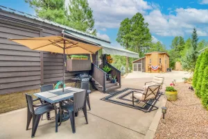 Image of Hike & Fish: Cozy Cabin w/ Patio in Show Low!