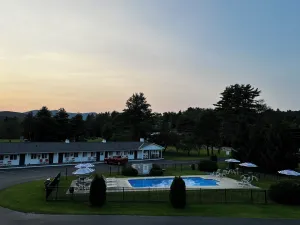 Image of Stowe Motel & Snowdrift
