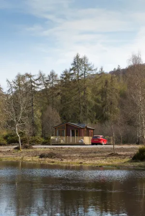 Image of 2-bed Cottage With Hot Tub at Loch Achilty, Nc500
