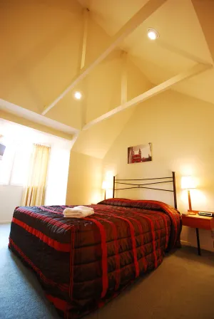 Image of Baden Lodge Motel - PRIVATE SPA Bath