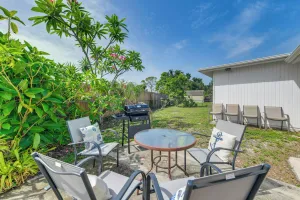 Image of 7 Mi to Siesta Beach: Home w/ Furnished Patio!