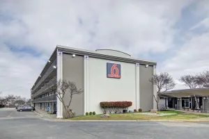 Image of Studio 6 Mesquite, TX Town East