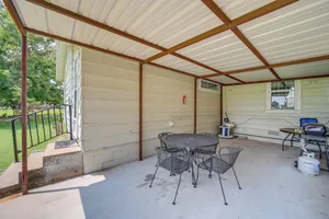 Image of Eufaula Getaway w/ Patio, Walk to Beach + Marina!