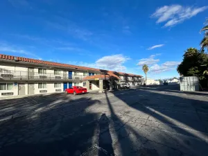 Image of Studio 6 Hemet, CA