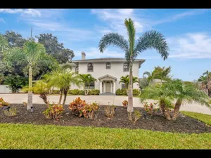 Image of 8 BDRM Mansion. 10 MN to Honeymoon Island Beach