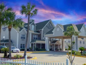 Image of Country Inn & Suites by Radisson, Biloxi-Ocean Springs, MS
