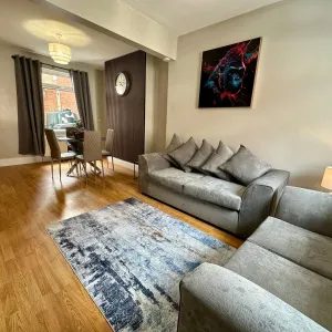 Image of 2br Ormeau Central