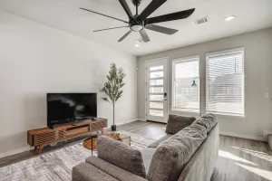 Image of Pets Welcome: Newly Built Abode in Canyon!