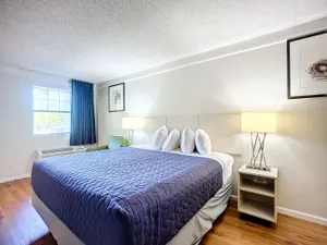Image of SoHo Inn & Suites Jacksonville North