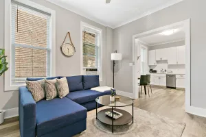 Image of Comfy & Stylish 2BR 1BA in West Town
