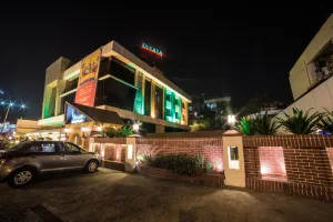 Image of Hotel Highway View