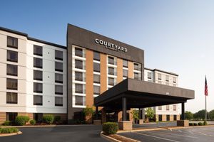 Image of Courtyard Louisville Airport