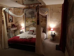 Image of Chambre VENUS avec Jacuzzi privatif