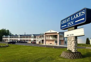 Image of Great Lakes Inn Mackinaw City