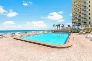 Image of oceanside inn