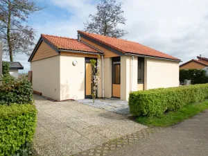 Image of Wellness Bungalow With Whirlpool and Sauna