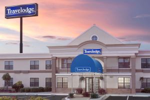 Image of Travelodge by Wyndham Perry National Fairgrounds Area I-75