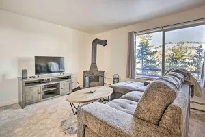 Image of Steps to Dillon Reservoir: Mtn-view Condo