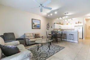 Image of Huge Screened Patio That Overlooks Lake Buck, Near Famous Attractions!!