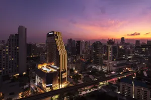 Image of Carlton Hotel Bangkok Sukhumvit