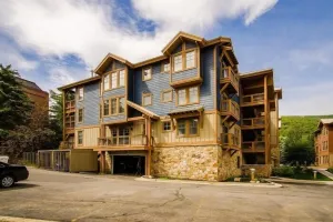 Image of Updated Town Pointe by Park City Vacations