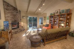 Image of Sugar PIne home