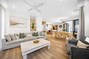 Image of Bokarina 3-bed Stunning Home, Steps From Beach