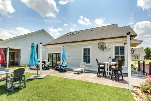 Image of Greenwood Getaway with Furnished Patio and Lake View
