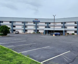 Image of Baymont by Wyndham Columbia, MO