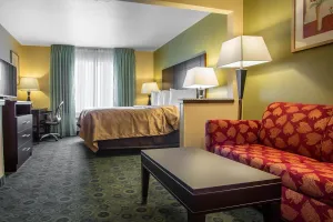 Image of Quality Inn & Suites Bloomington I-55 and I-74