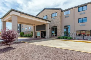 Image of Comfort Inn & Suites
